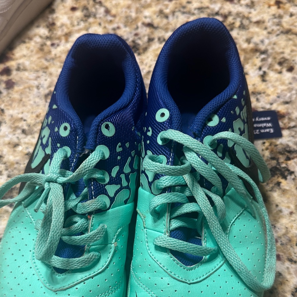 Nike Kids Teal and Navy Sneakers